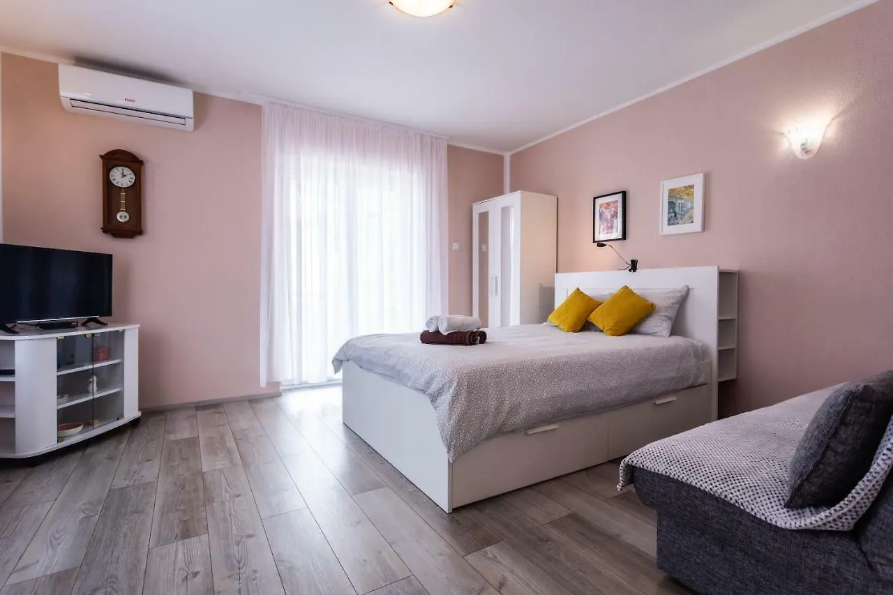 Apartments Ana Baska