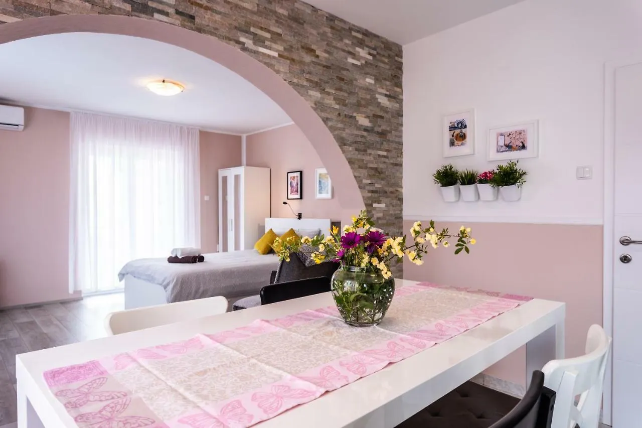 Apartments Ana Baska